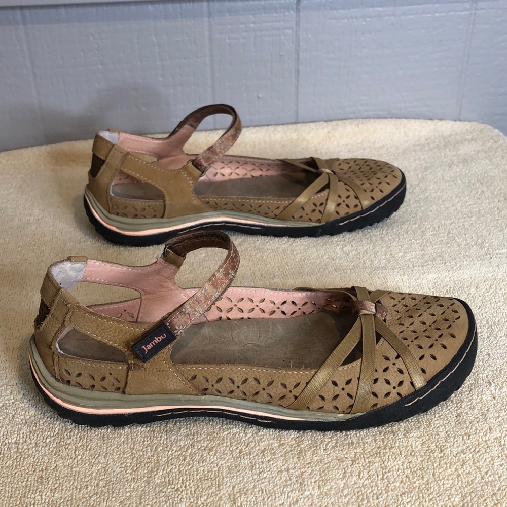 Jambu Cherry Blossom Leather Mary Jane Women’s 8.5 Tan Sandals Travel Comfort